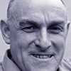 Benno Hoffmann as Un Garde