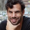 Felipe Adler as Roberto