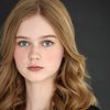 Lauren Newsham as Alyse