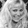Angela Aames as Sherry