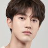 Kwak Dong-yeon as Lee Jeong-ho