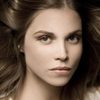 Elsa Kikoïne as Isabelle Royer