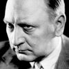 Léon Belières as Businessman (uncredited)