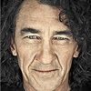 Fee Waybill as Lou Corpse