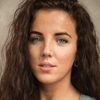 Jamie Lee O'Donnell as Aisling Whelan