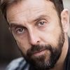 Craige Els as Julius Butterfield