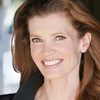 Zerha Leverman as Lauren Maxwell