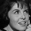 Andi Garrett as Libby Mannering