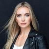 Sasha Pearson as Kristin