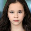 Briella Guiza as Lindsey
