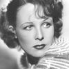 Wendy Barrie as Beryl Stapleton