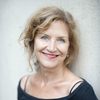 Marita Breuer as Angela