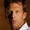 Bill McAdams Jr. as N.Y. Cop