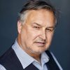Christoph Zrenner as Gerhard Lummlich