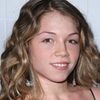 Laila Liliana Garro as Gwen (as Julia Garro)