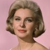 Joanne Woodward as Self (archive footage)
