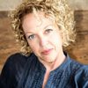 Susie Spear Purcell as Karen Narlington