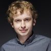 Rafał Fudalej as Sirius (voice)