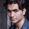 Alexander Eling as Tristan