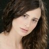 Adi Bielski as Alayna Wallace