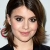 Sami Gayle as Mia