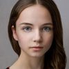 Isabelle Wilson as Princess Elle