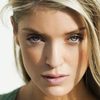 Mary Ashleigh Green as Daphne Lang