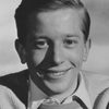 Andrew Ray