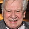 Brian Murray as Gladys