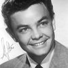 Richard Hylton as Clyde Maxwell