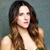 Lauren Pike as Sienna Collins