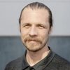 Anders Tolergård as Pantbanksexpedit