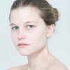 Helena Coppejans as A (voice)