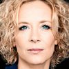 Katja Riemann as Katja Bellini