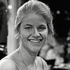 Cindy Fisher as Ginny Peterson