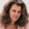 Souad Amidou as Radhia