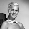 Dolores Rosedale as Elaine (as Roxanne)