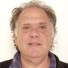 Maury Chaykin as Lyle Harris