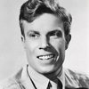 Jimmie Dodd as Buzz