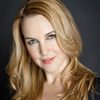 Renée O'Connor as Kelly (as Renee O'Connor)