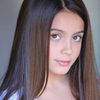 Emmy Perry as Hannah
