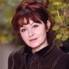 Nathalie Cerda as Königin Marie-Therese