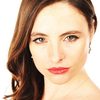 Cecily Fay as Aerona