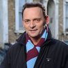 Perry Fenwick as Eddie