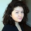 Talina Boyaci as Zoé
