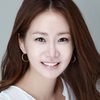 Shin Eun-kyung as Cha Eun-jin