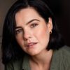 Chloe Bayliss as Elizabeth Valentine