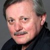Svatopluk Skopal as otec Petra