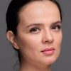 Burcu Altın as Leyla
