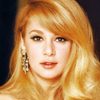 Aliki Vougiouklaki as Liza Delvi